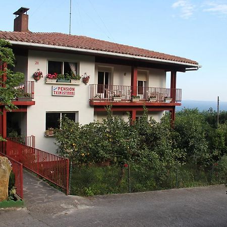Pension Tximistarri Saint-Sébastien Extérieur photo