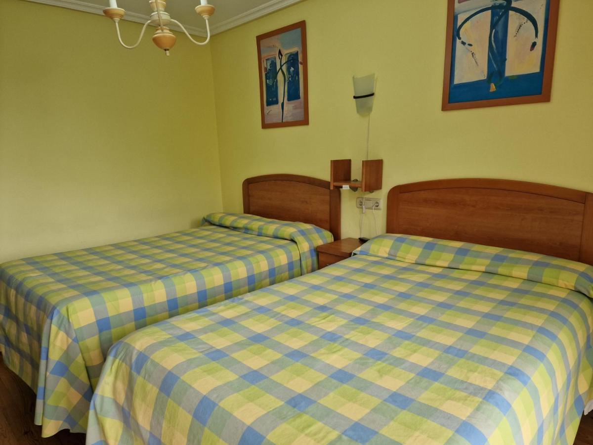Pension Tximistarri Saint-Sébastien Extérieur photo