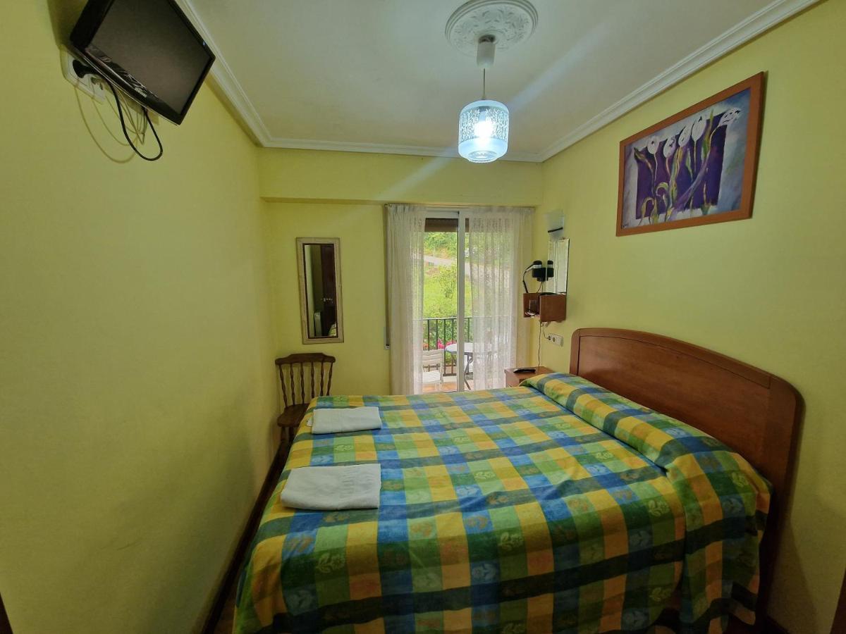 Pension Tximistarri Saint-Sébastien Extérieur photo